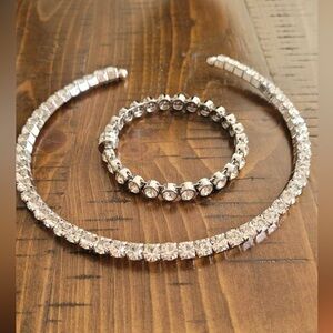 Necklace and bracelet